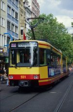 Par00_017_AVG551.jpg