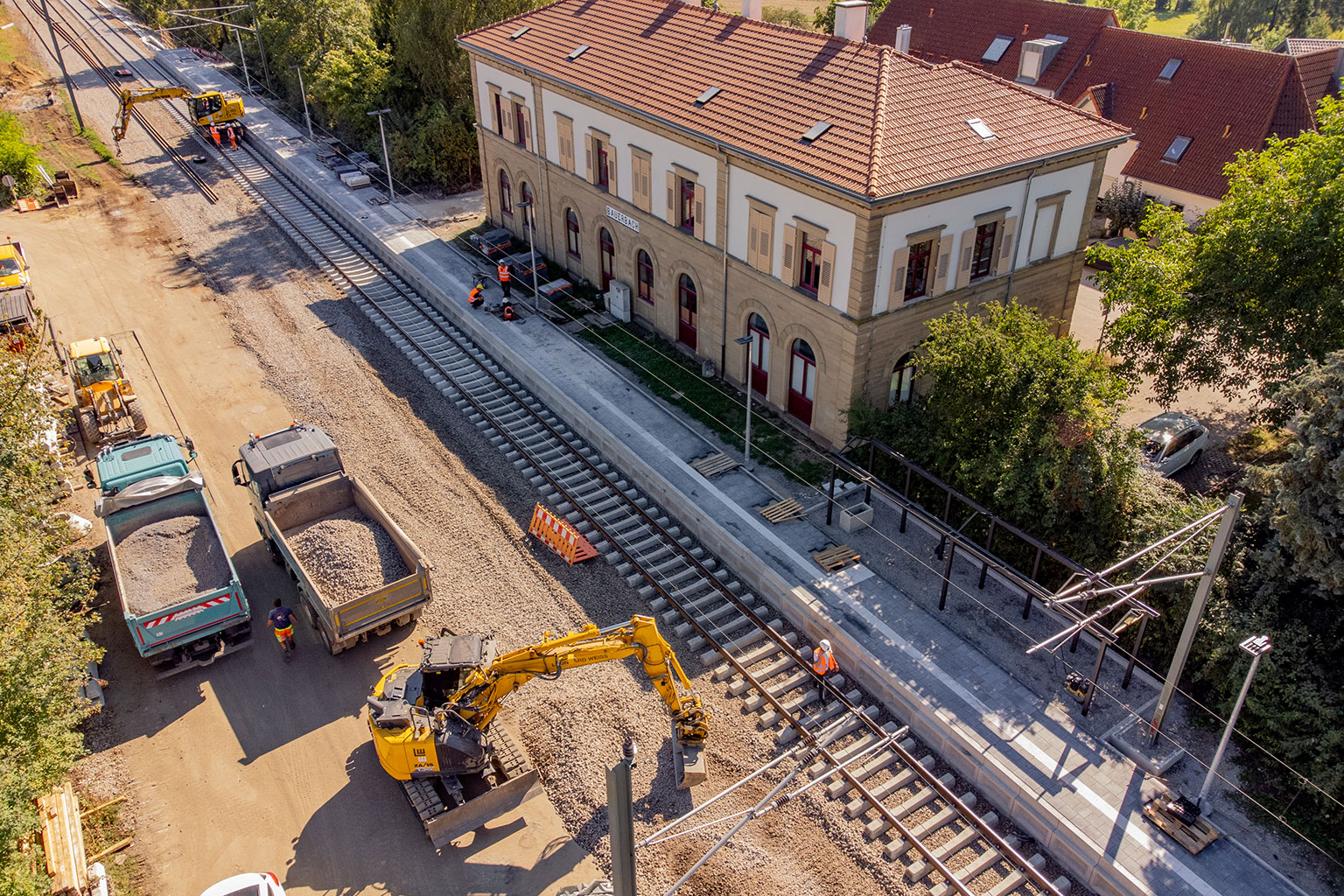 bahnsteige-bauerbach2.jpg